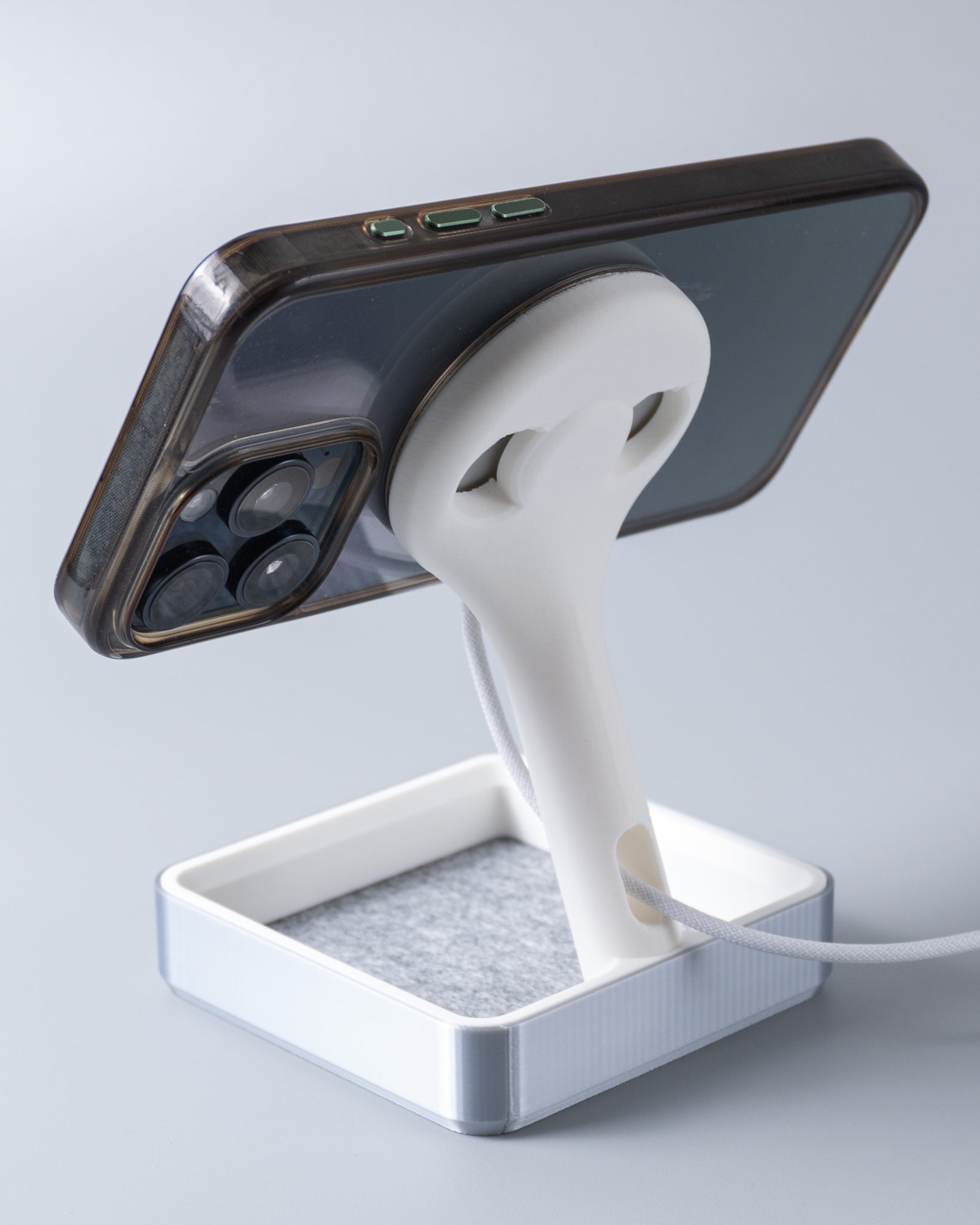 Align MagSafe Tray