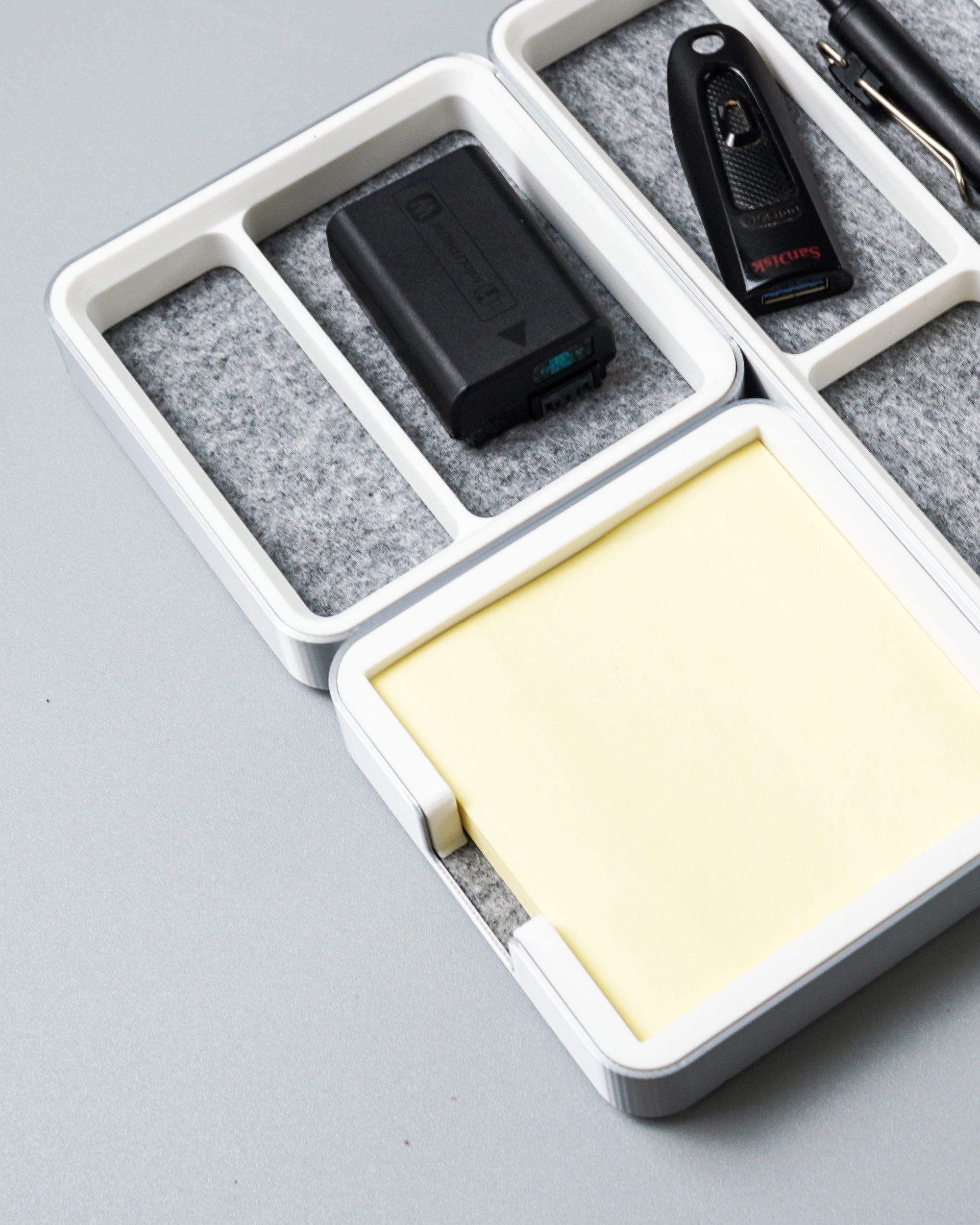 Align Note Tray